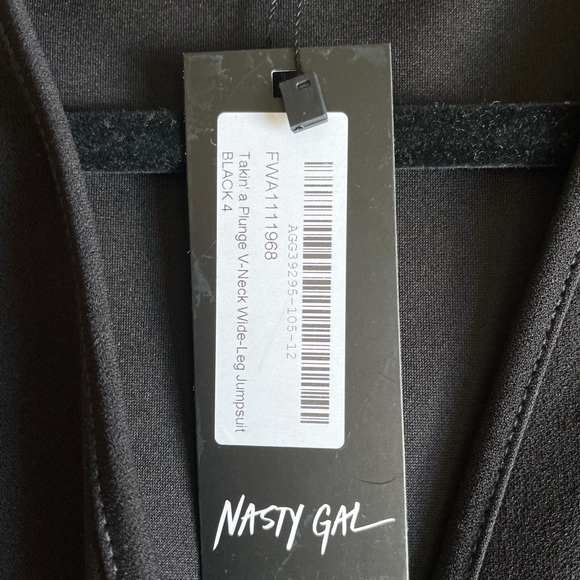 V neck jumpsuit - Picture 3 of 7